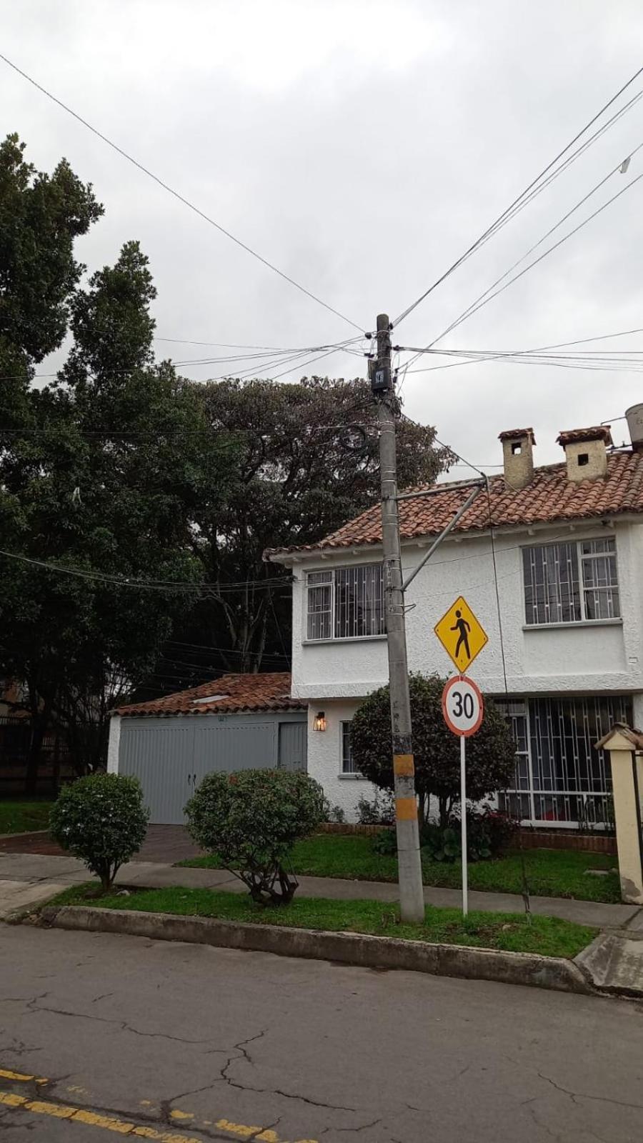 Casa De Huespedes Pontevedra - 1 Cuadruple, Y 2 Dobles, Cerca A La Clinica Shaio, Pontevedra Séjour chez l'habitant